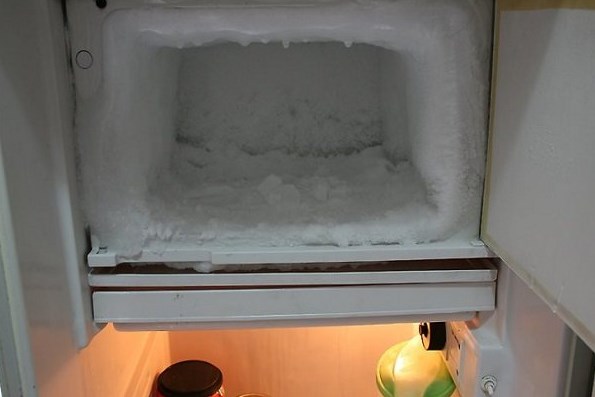 Размораживание холодильника