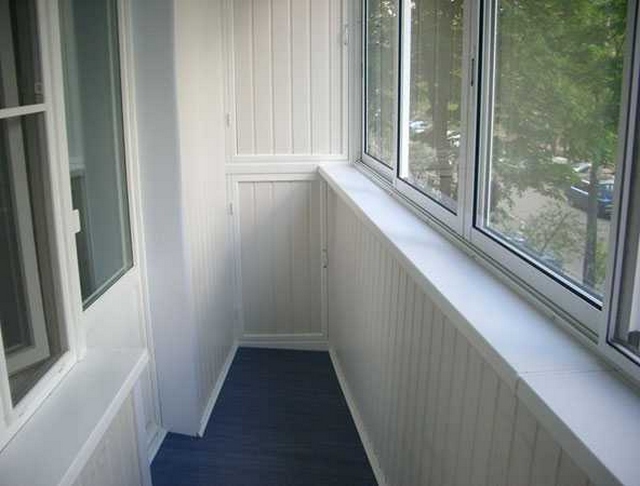 Внутренняя отделка балконов: как совместить красоту и практичность