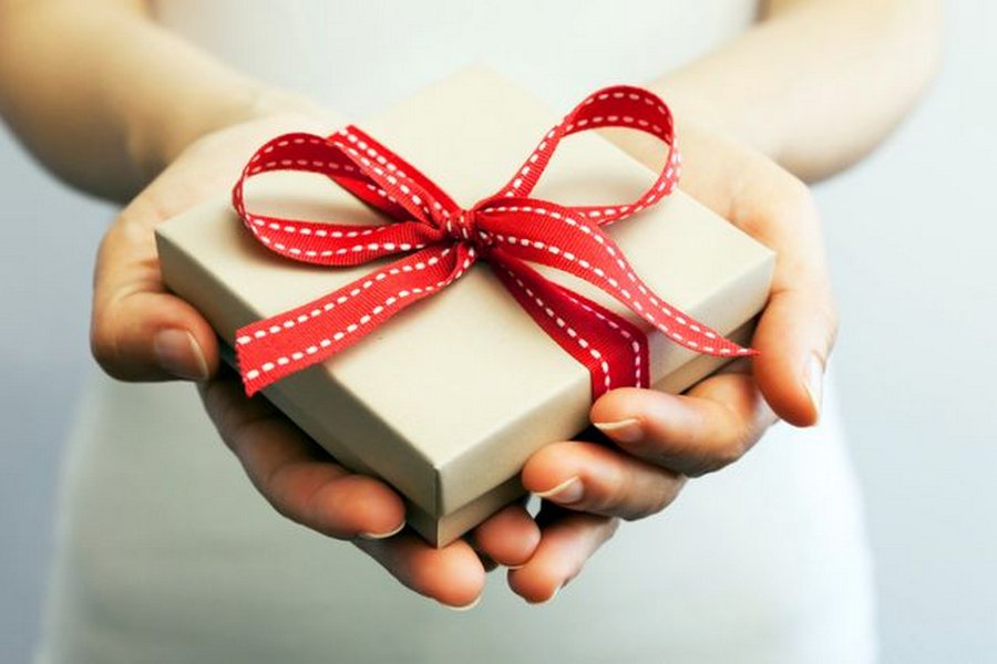 What to give to your loved one