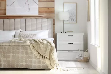 комоды и шкафы для узкой спальни