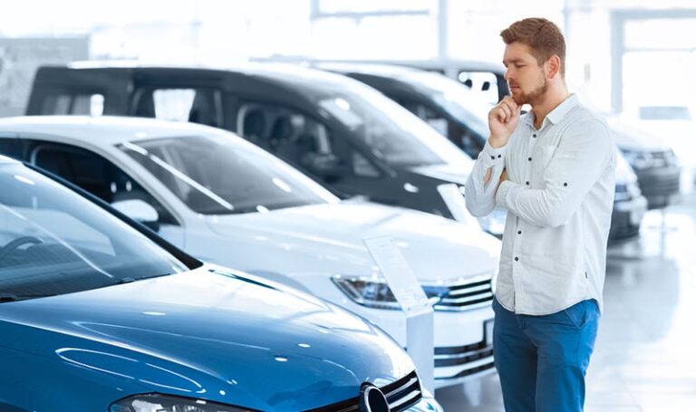 Подержанные автомобили: выгода или риск?