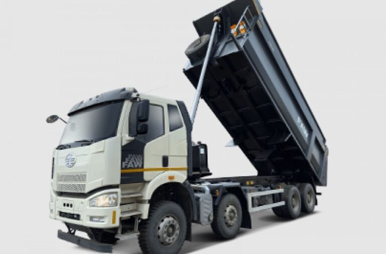 Самосвал FAW CA3310 8x4